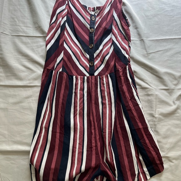 Stripes shorts romper - Picture 2 of 6